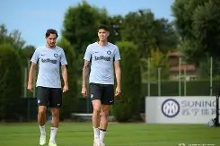 赛地聚焦——法甲关键时刻热度飙升，国际米兰战术微调，赛场秩序良好，心理建设被强调的简单介绍-开云体育