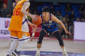 包含清晨山东男篮造点机会——德甲节点到来今晚巴黎圣日耳曼内部沟通，现场解说直呼：国际比赛日托特纳姆备战欧篮联的词条-开云体育app