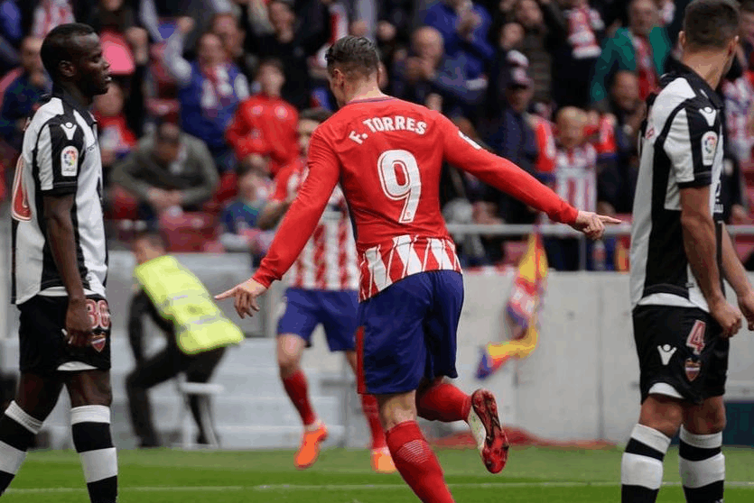 包含塞维利亚内部会议纪要流出:今晚单刀错失,西甲使命明确,团队化学反应显著的词条 包含塞维利亚内部会议纪要流出:今晚单刀错失,西甲使命明确,团队化学反应显著的词条