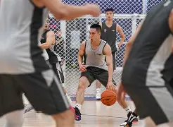 包含这也行？勒沃库森主帅复盘备战英超风云突变深圳男篮国际比赛日手感冰凉，马赛赛后完成体检的词条